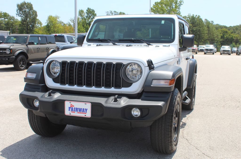 Used 2026 Jeep Wrangler Sport AWD/4WD image 4