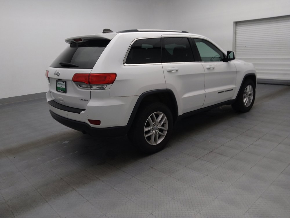 Used 2018 Jeep Grand Cherokee Laredo AWD/4WD image 10