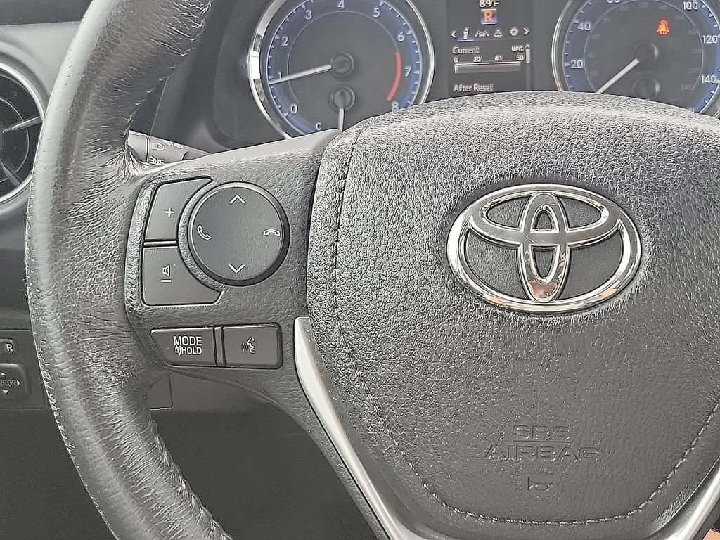 Used 2018 Toyota Corolla SE FWD image 18