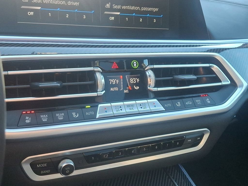 Used 2021 BMW X5 M w/ Executive Package image 17