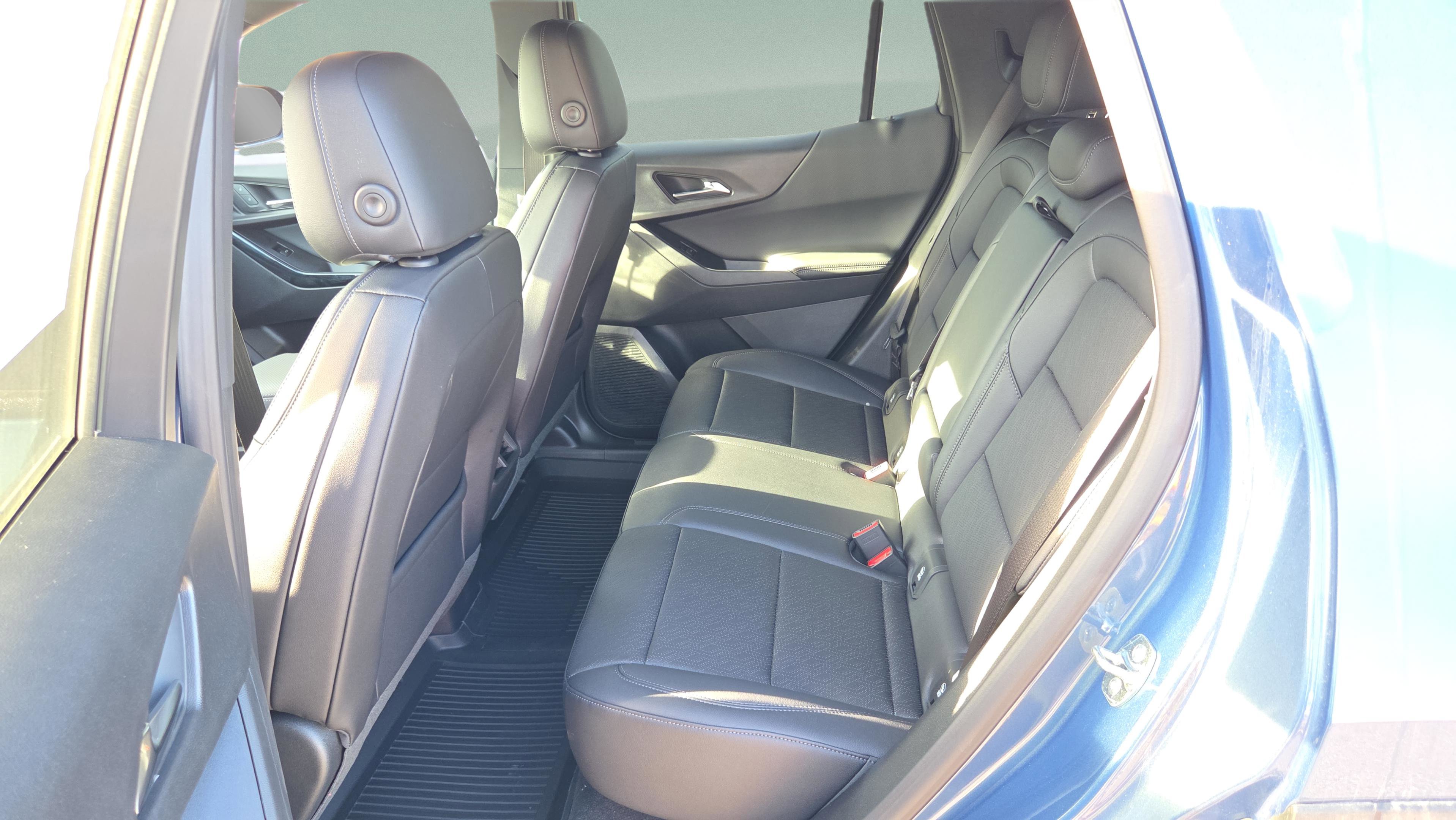 New 2026 Chevrolet Equinox LT image 11