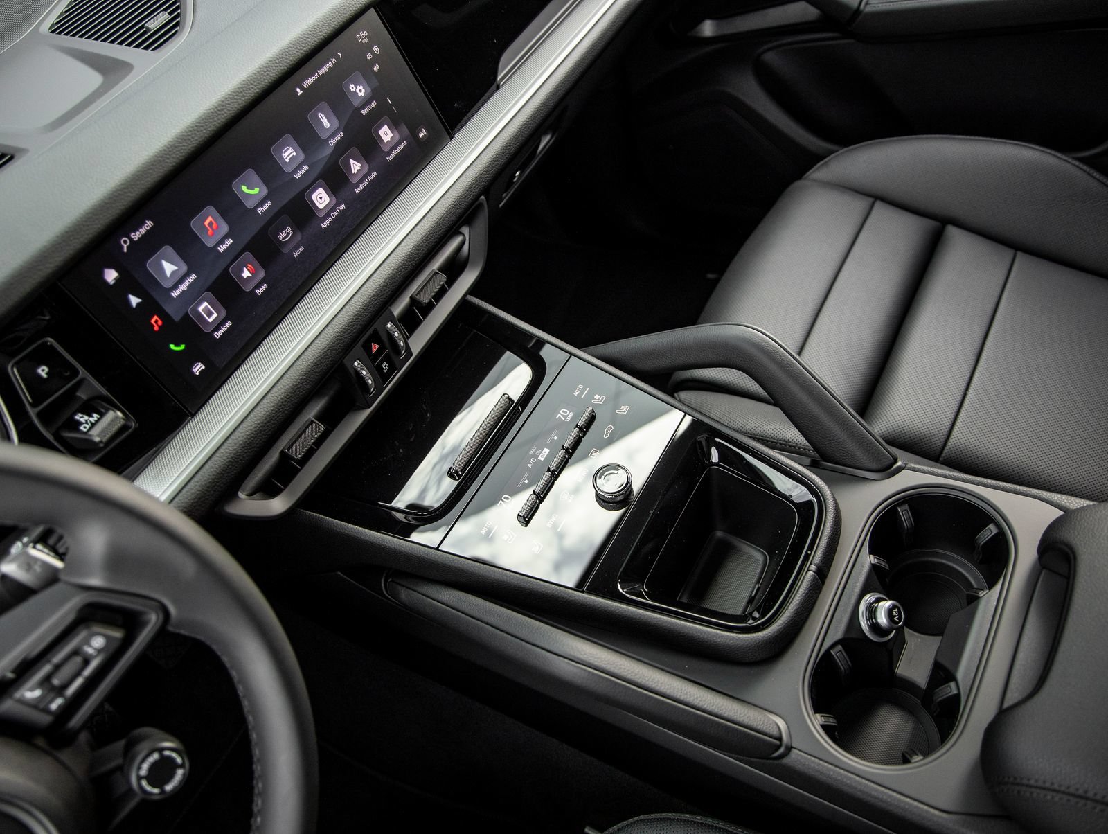 Certified 2026 Porsche Cayenne AWD/4WD image 30