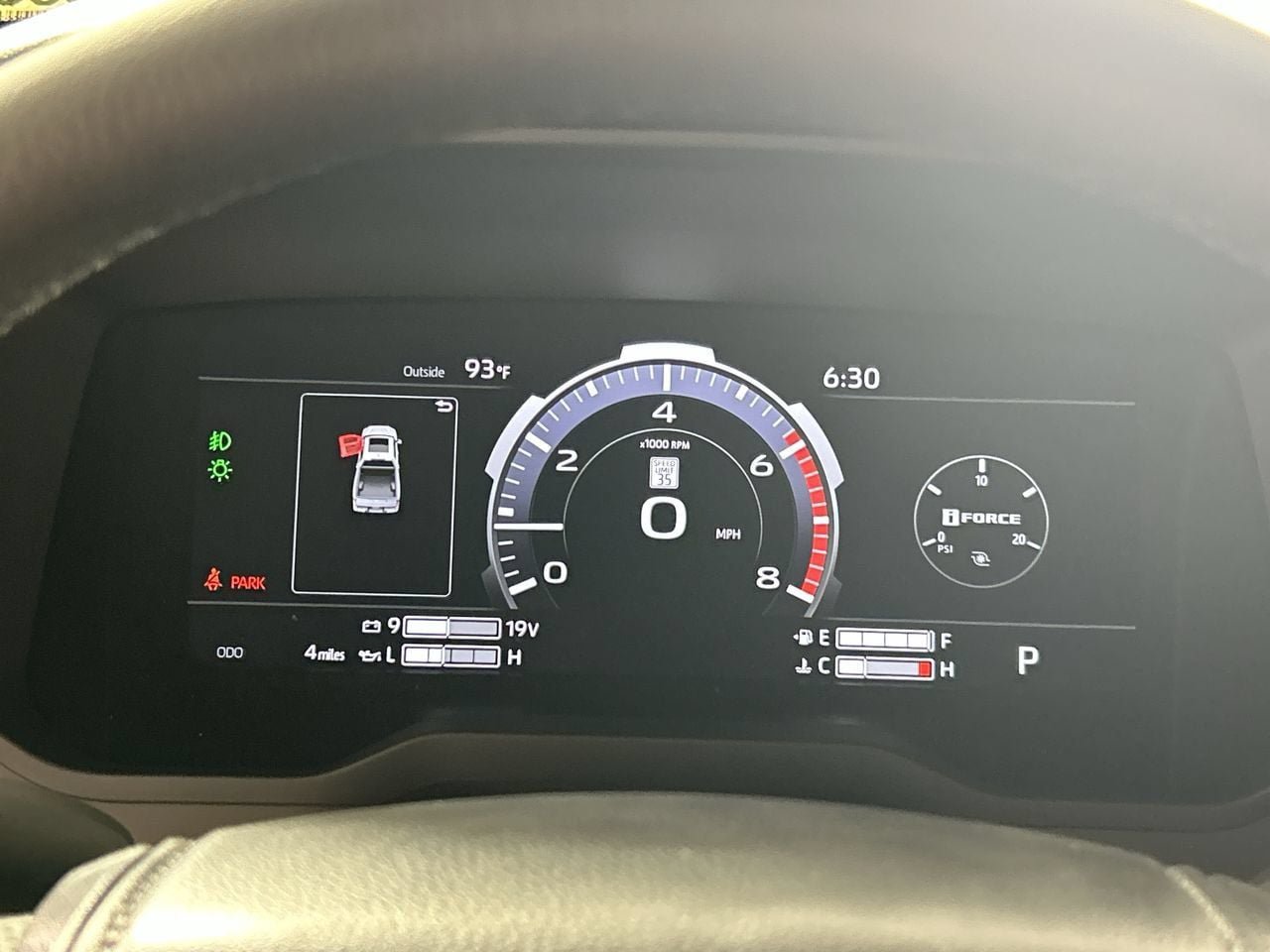 New 2026 Toyota Tundra Limited AWD/4WD image 14