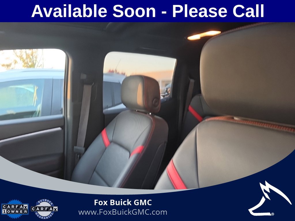 Used 2023 Chevrolet Colorado Z71 w/ Z71 Convenience Package 2 AWD/4WD image 9
