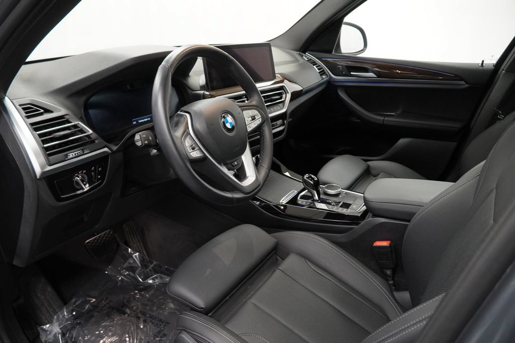 Used 2024 BMW X3 xDrive30i w/ Premium Package w/ZPA AWD/4WD image 10