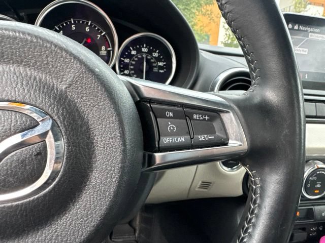 Used 2021 MAZDA MX-5 Miata RF Grand Touring RWD image 13