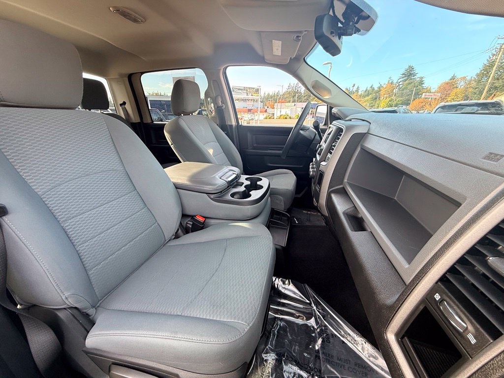 Used 2019 RAM 1500 ST w/ SXT Appearance Group AWD/4WD image 28