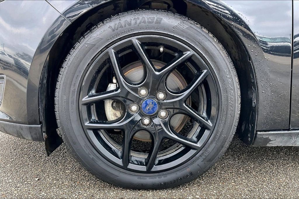 Used 2016 Ford Focus SE w/ Equipment Group 201A image 34
