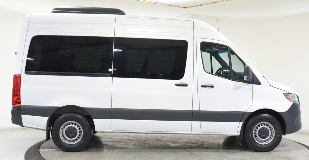 Used 2024 Mercedes-Benz Sprinter 2500 image 13