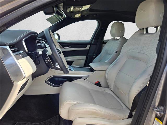 Used 2024 Jaguar F-PACE R-Dynamic S image 15