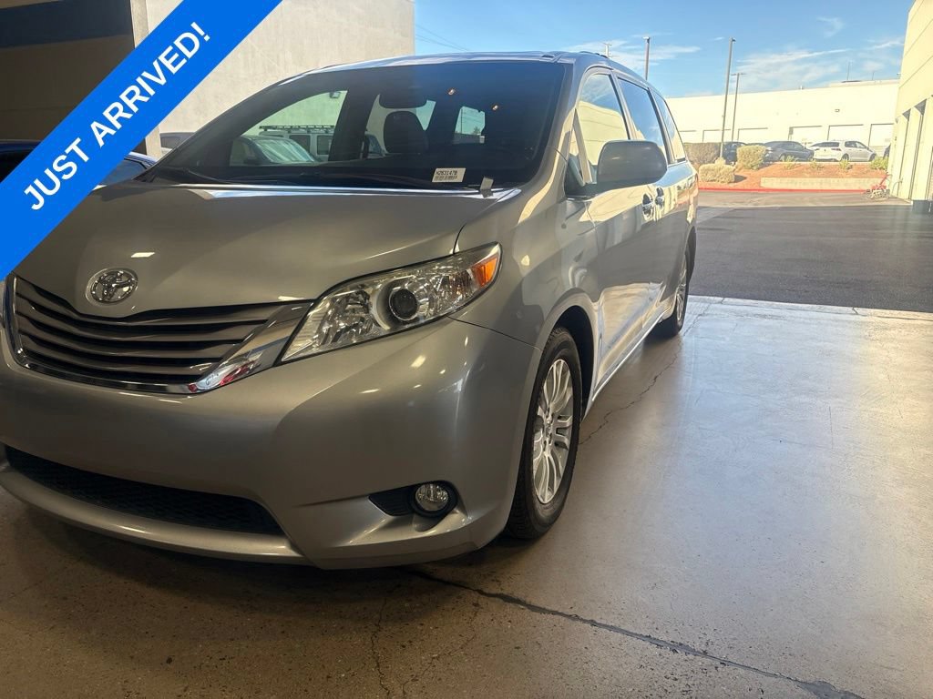 Used 2017 Toyota Sienna