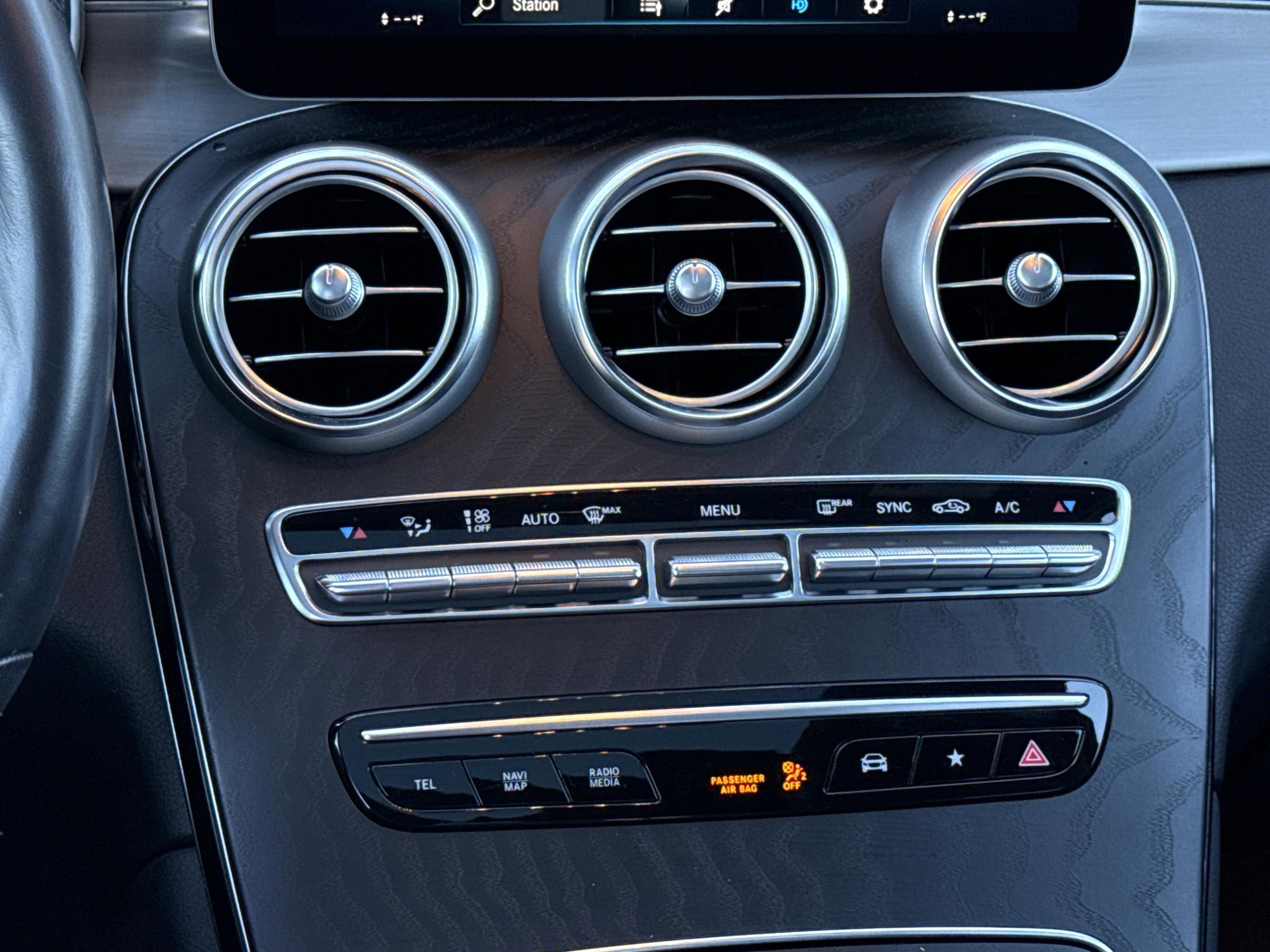 Certified 2022 Mercedes-Benz GLC 300 image 13