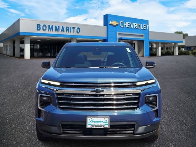 New 2026 Chevrolet Traverse LT w/ Sun and Wheel Package AWD/4WD image 5