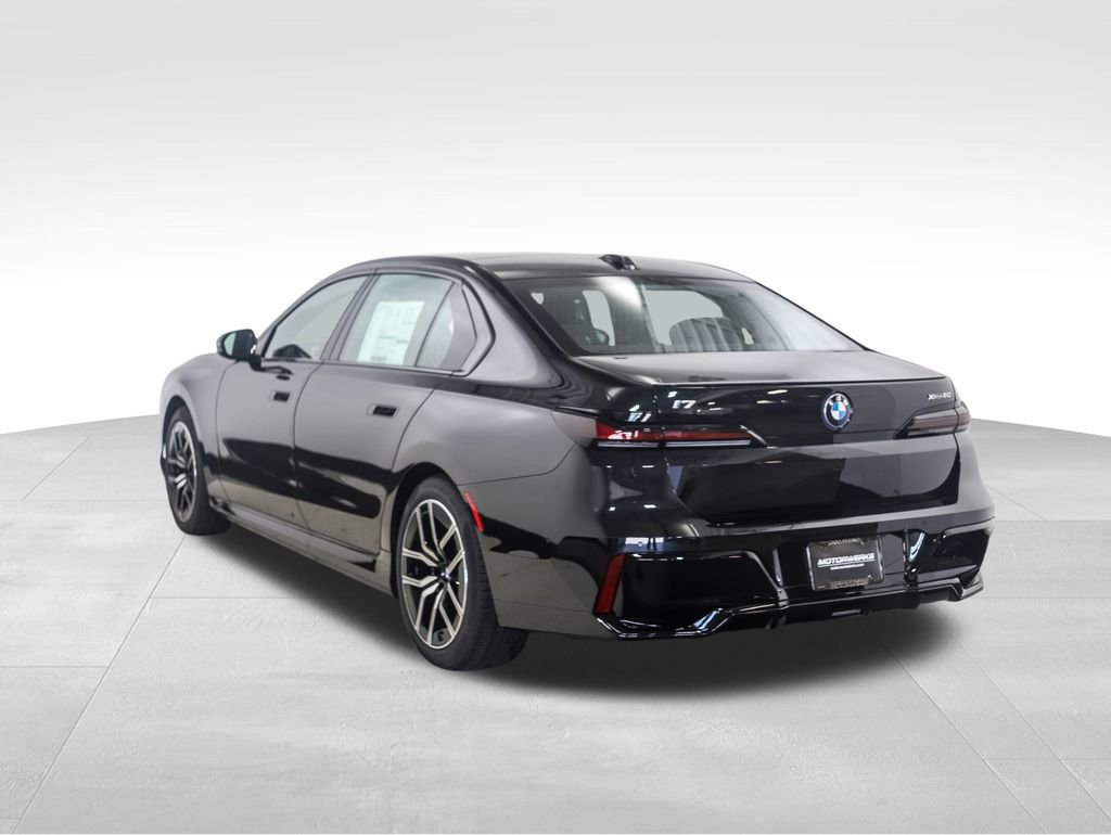 New 2025 BMW i7 xDrive60 image 3