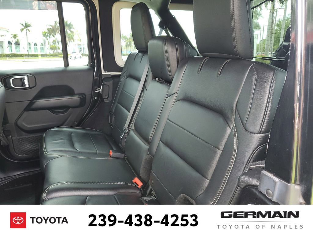 Used 2018 Jeep Wrangler Unlimited Sahara w/ Quick Order Package 24M Moab image 20