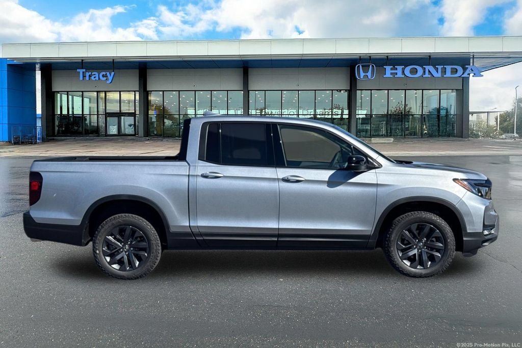 New 2026 Honda Ridgeline Sport image 4