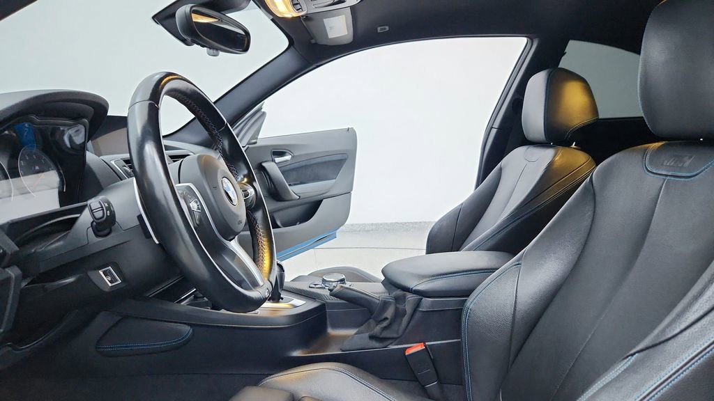 Used 2016 BMW M2 image 18