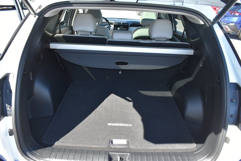 Used 2023 Hyundai Tucson Limited w/ Cargo Package AWD/4WD image 28