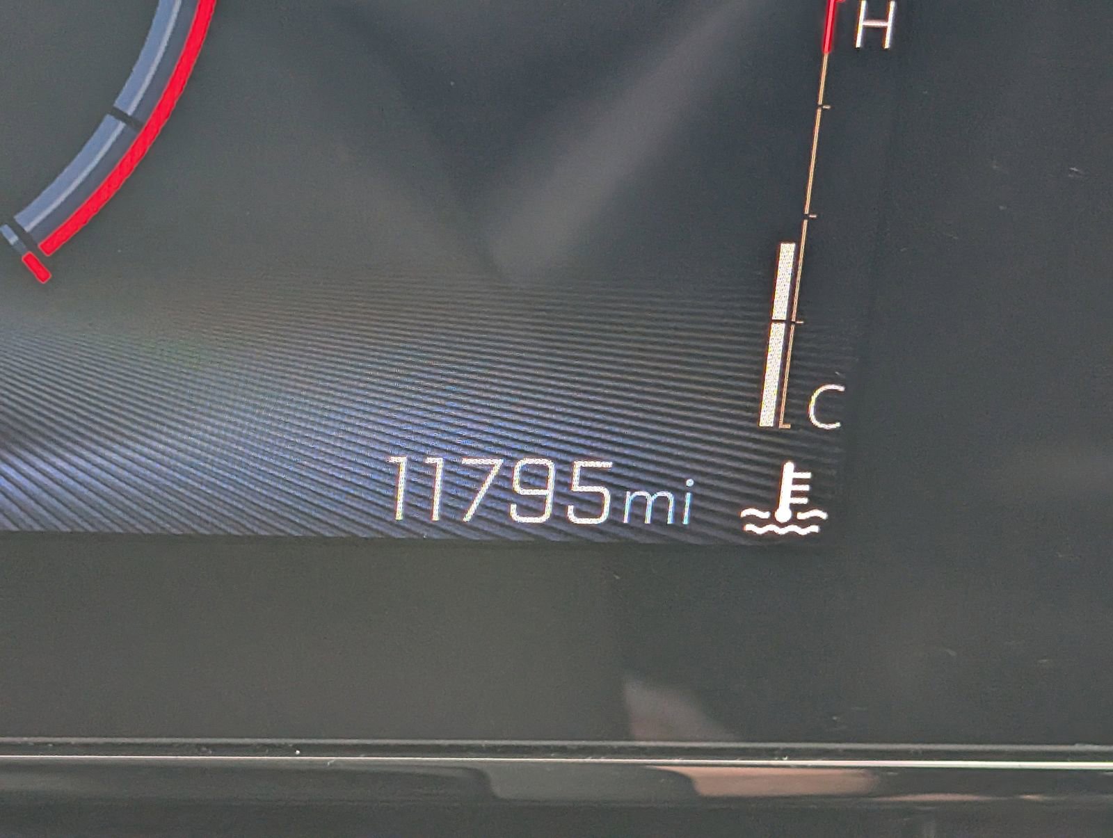 Used 2025 Chevrolet Trax RS w/ Driver Confidence Package FWD image 6