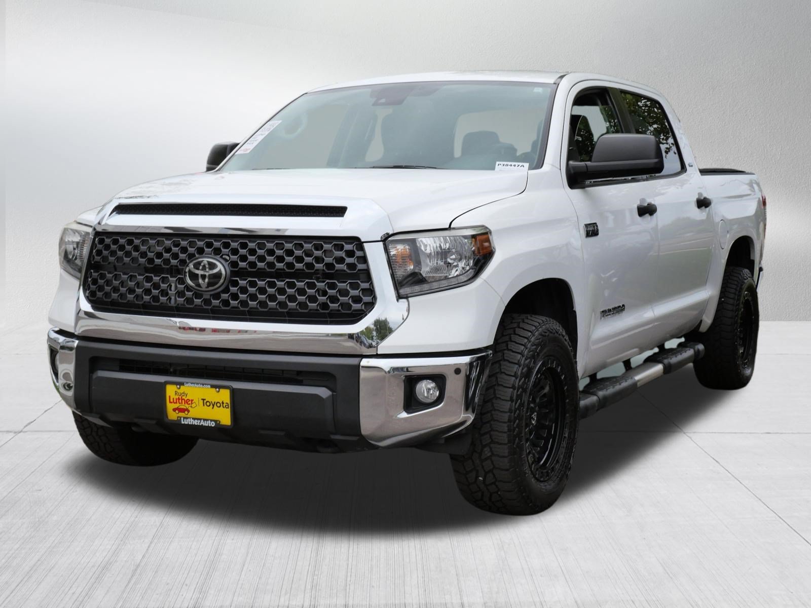Certified 2021 Toyota Tundra SR5 AWD/4WD image 3