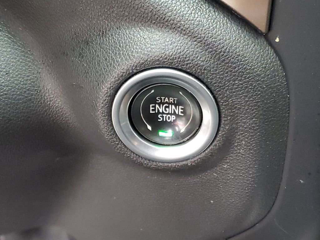 Used 2021 Chevrolet Silverado 1500 High Country image 18