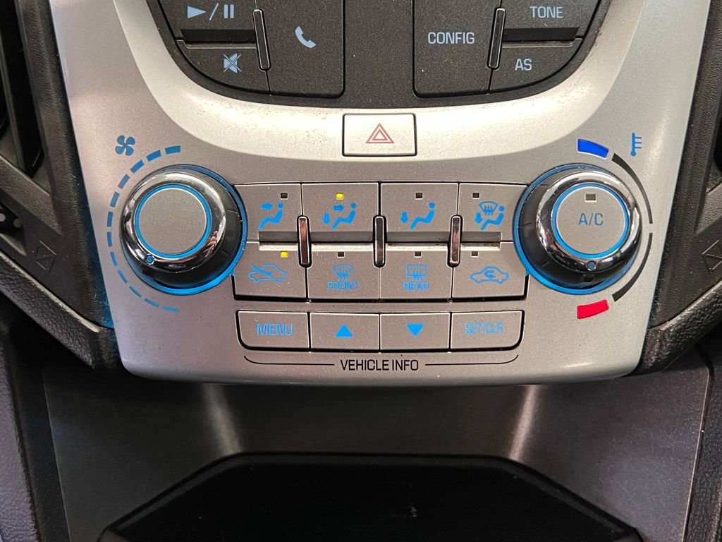 Used 2017 Chevrolet Equinox LS image 24