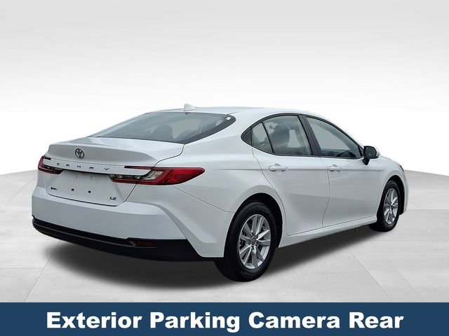 Used 2025 Toyota Camry LE image 7