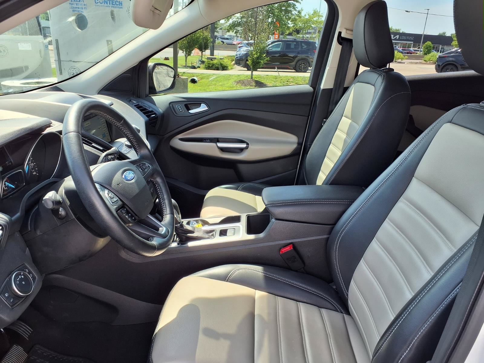 Used 2019 Ford Escape SEL FWD image 20