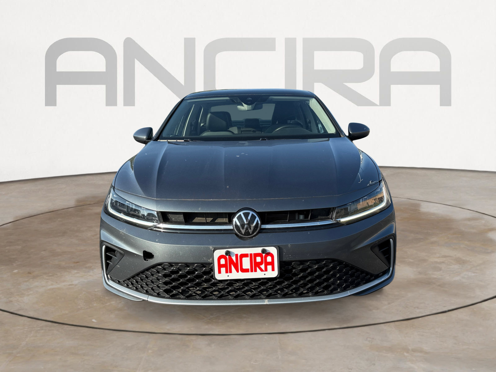 Used 2025 Volkswagen Jetta SE FWD image 2