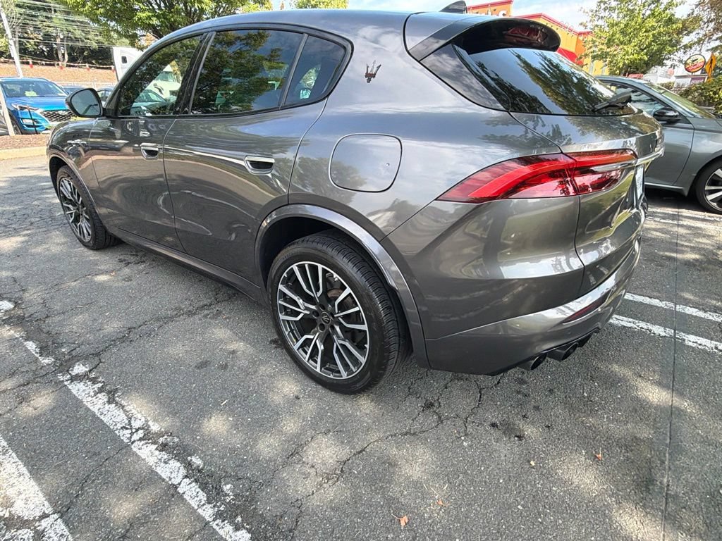 Used 2023 Maserati Grecale Modena AWD/4WD image 9