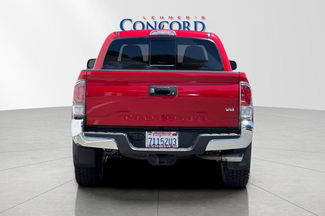 Used 2023 Toyota Tacoma TRD Off-Road AWD/4WD image 5