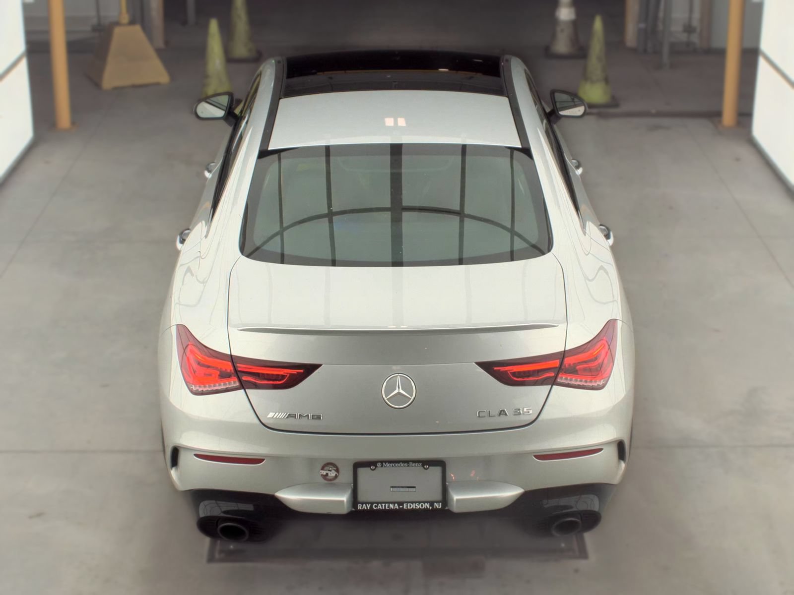 Used 2022 Mercedes-Benz CLA 35 AMG 4MATIC w/ AMG Night Package image 7