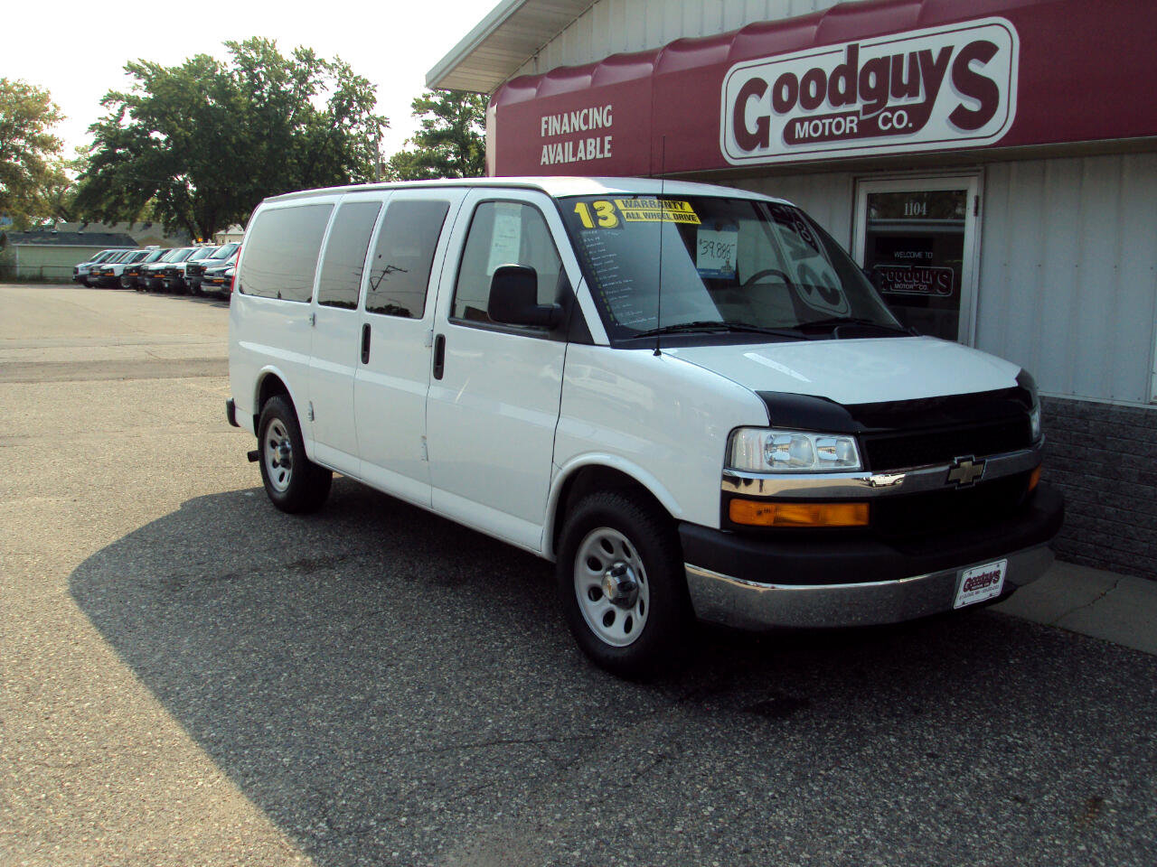Used 2013 Chevrolet Express 1500 LT w/ LT Preferred Equipment Group image 2