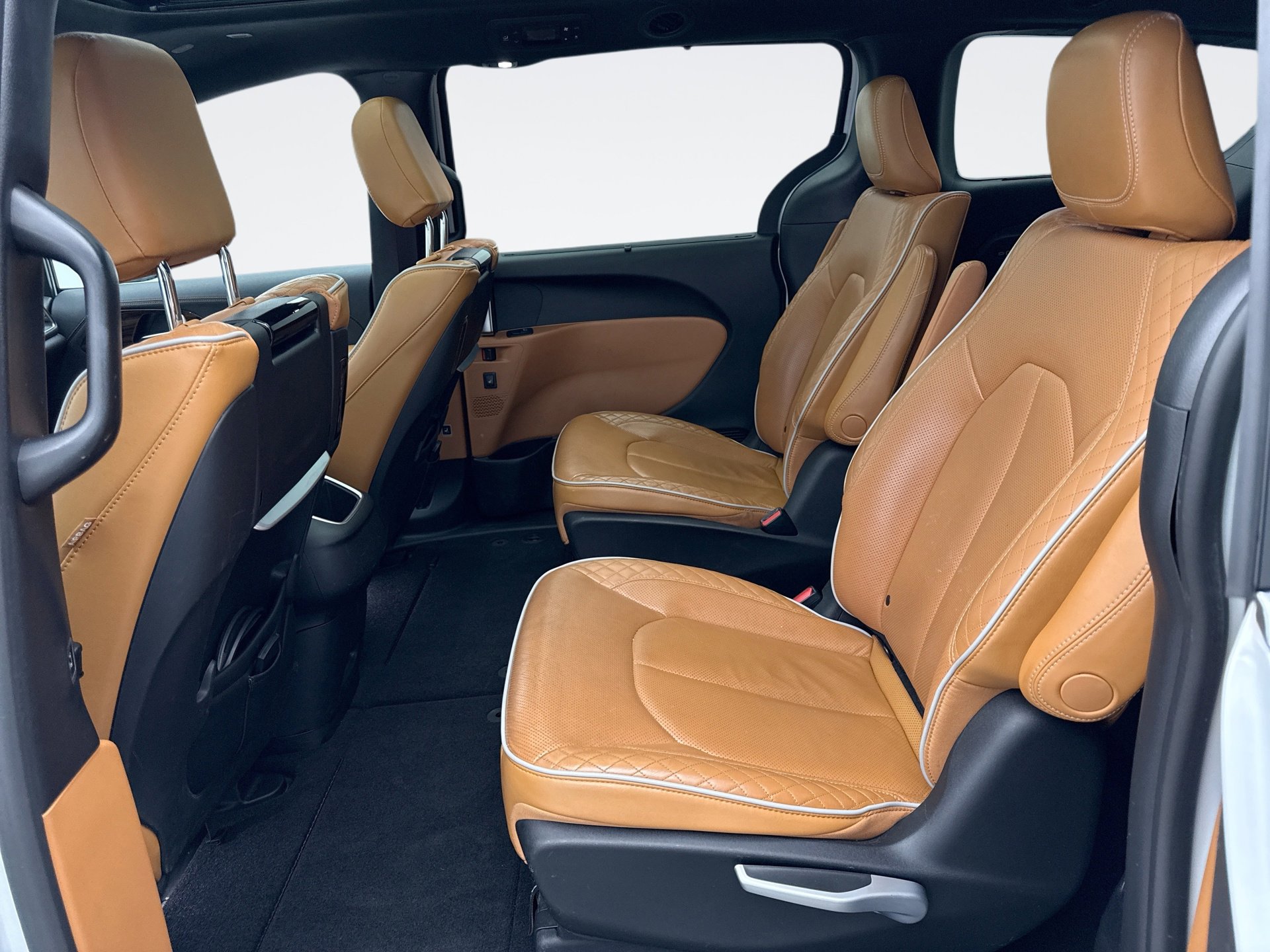 Used 2021 Chrysler Pacifica Pinnacle image 21