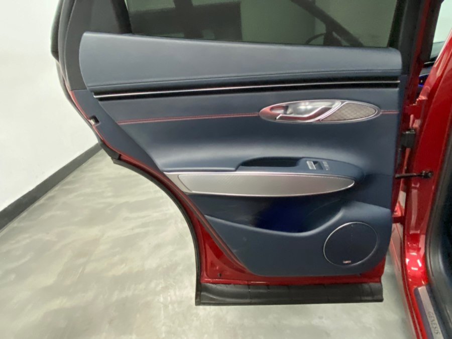 Used 2023 Genesis GV70 2.5T w/ Sport Prestige Package image 47