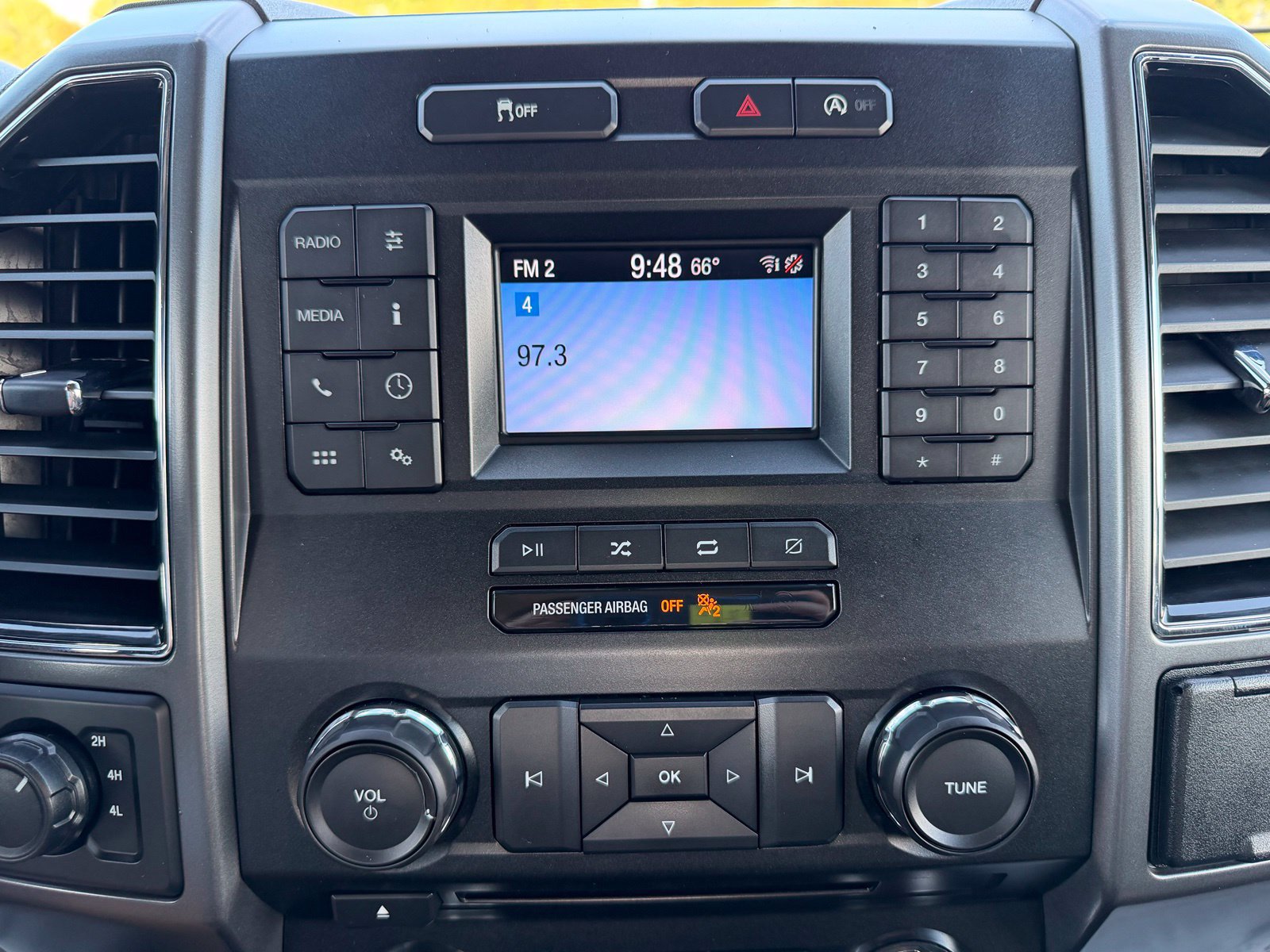 Used 2018 Ford F150 XLT AWD/4WD image 19