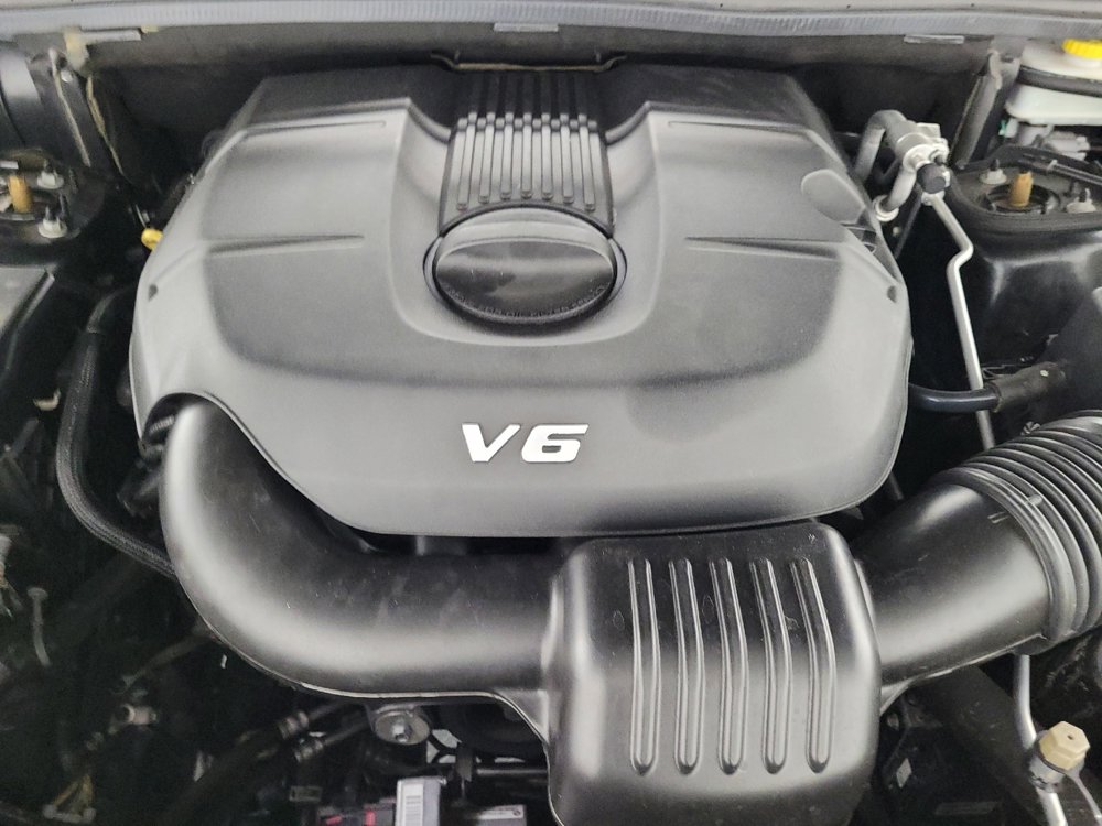 Used 2015 Jeep Grand Cherokee Overland AWD/4WD image 30