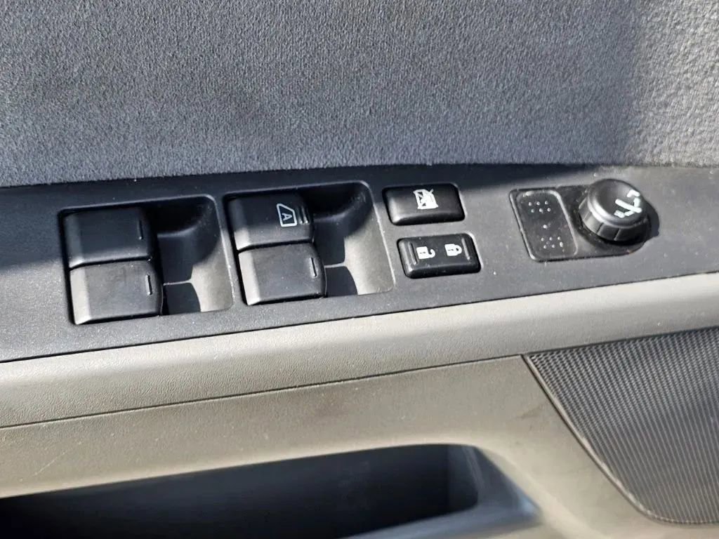 Used 2009 Nissan Sentra 2.0 SR FE+ image 6