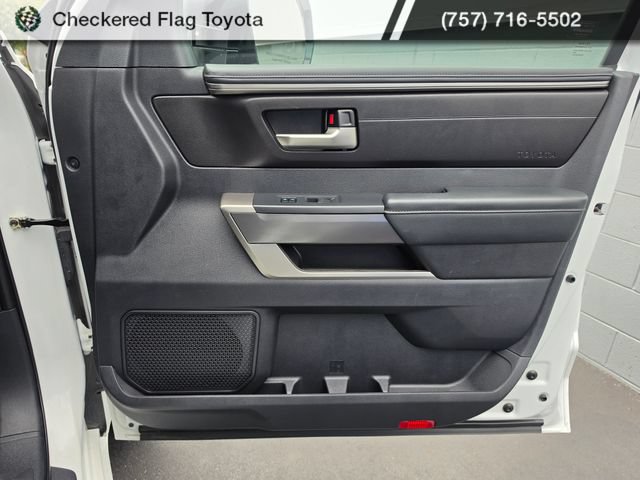 Used 2022 Toyota Tundra SR5 w/ SR5 Convenience Package AWD/4WD image 43
