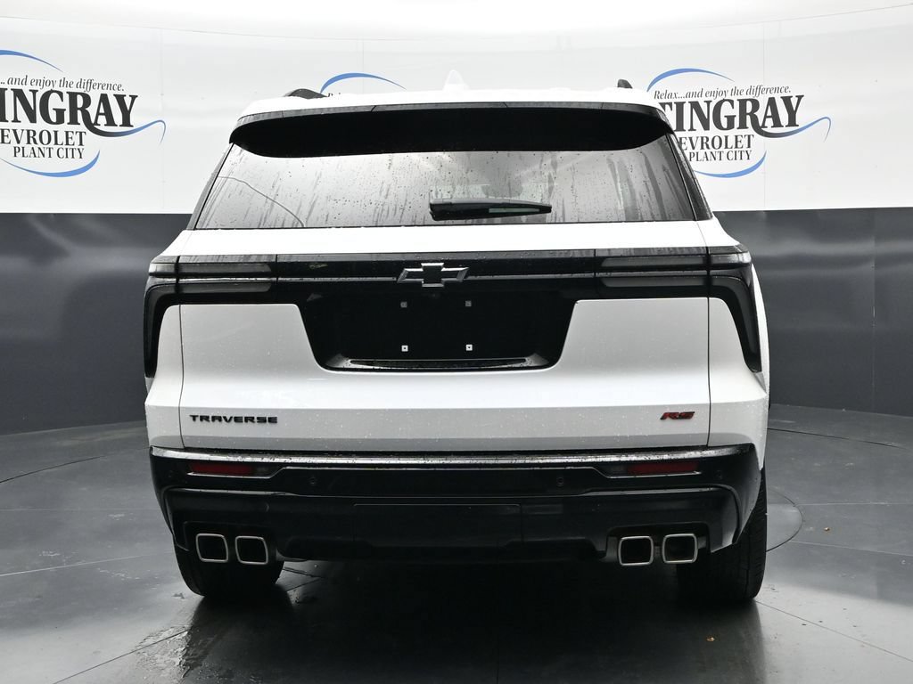 Used 2025 Chevrolet Traverse RS w/ LPO, Floor Liner Package FWD image 6