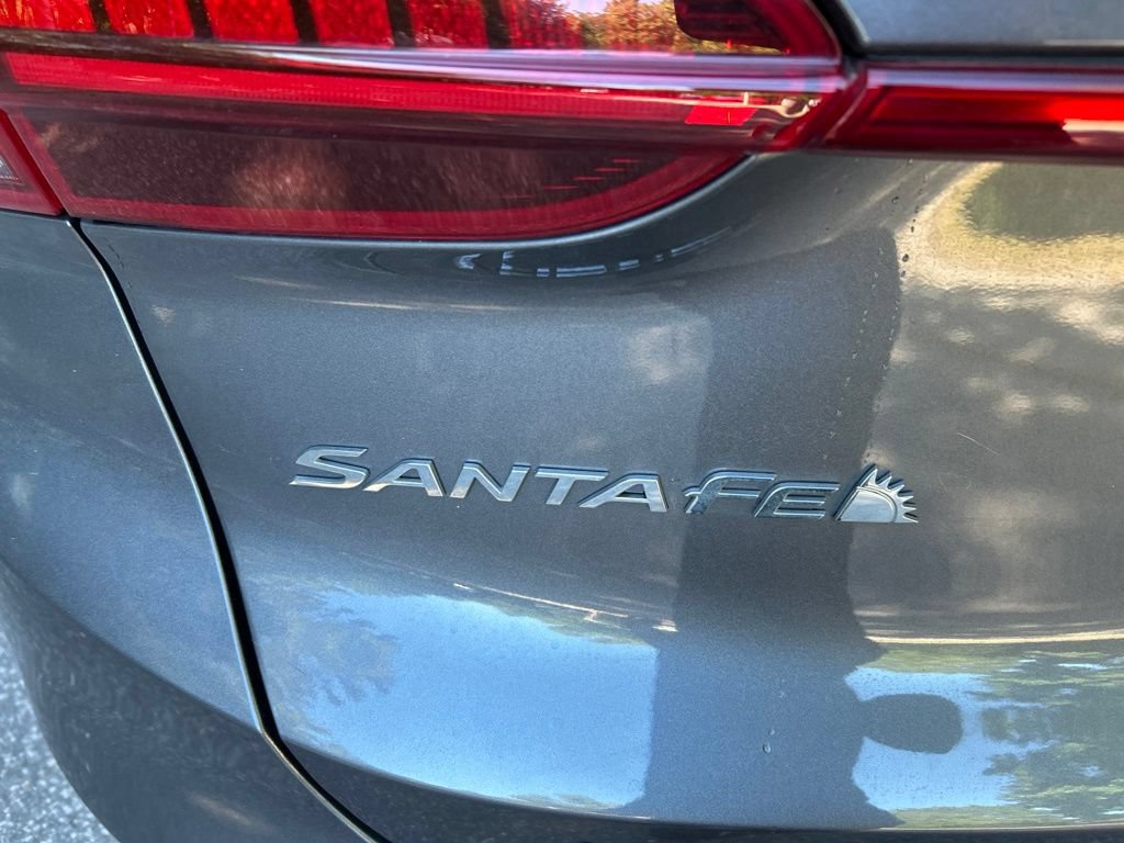 Used 2022 Hyundai Santa Fe Limited AWD/4WD image 11