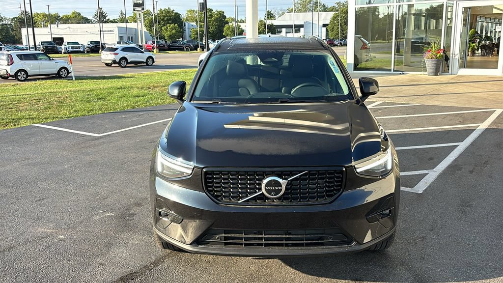 New 2026 Volvo XC40 B5 Ultra w/ Protection Package Premier AWD/4WD image 5