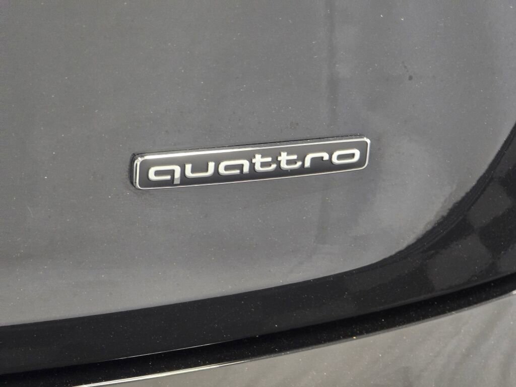 Certified 2025 Audi Q5 2.0T Premium Plus w/ Premium Plus Package image 33