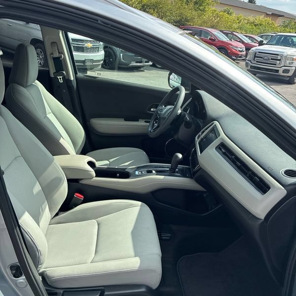 Used 2019 Honda HR-V EX image 20