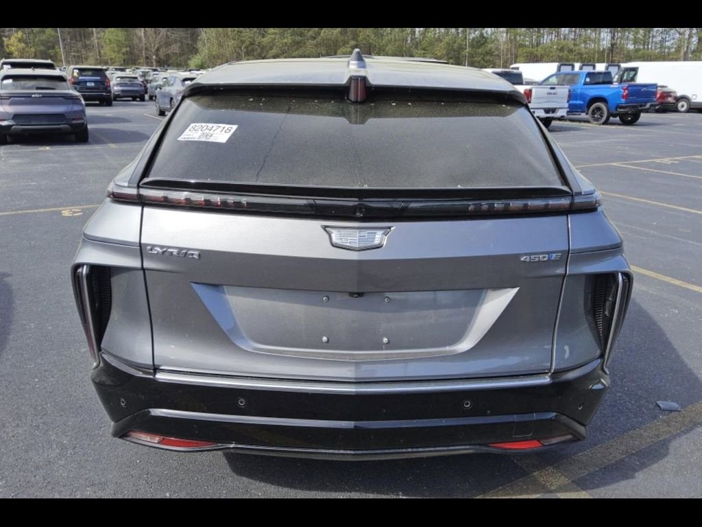Used 2023 Cadillac Lyriq 2WD image 3