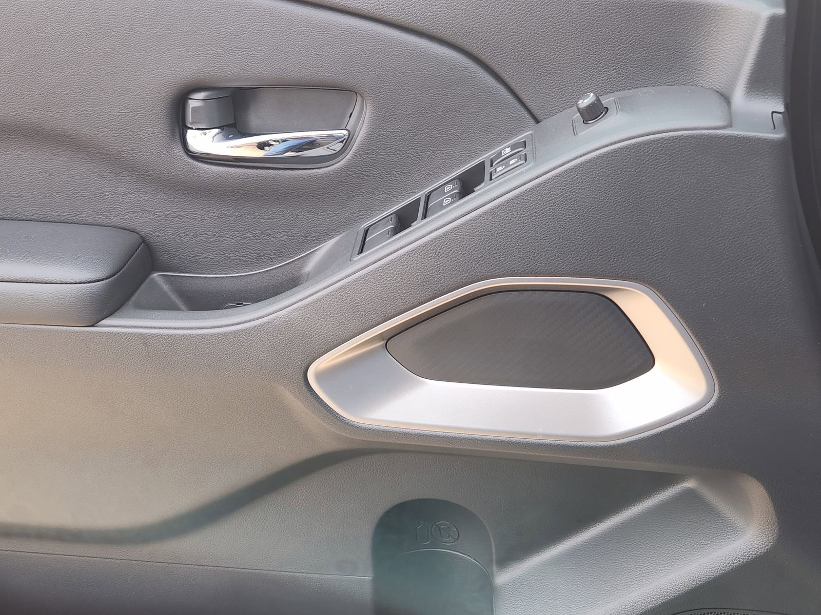 New 2026 Nissan Frontier SV image 19