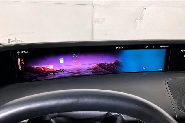 Used 2024 Lincoln Nautilus Reserve image 19