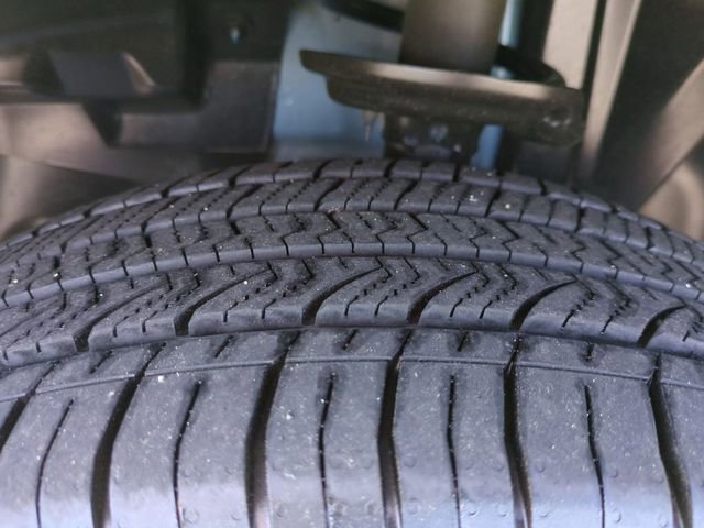 Used 2020 Jeep Compass Limited AWD/4WD image 11