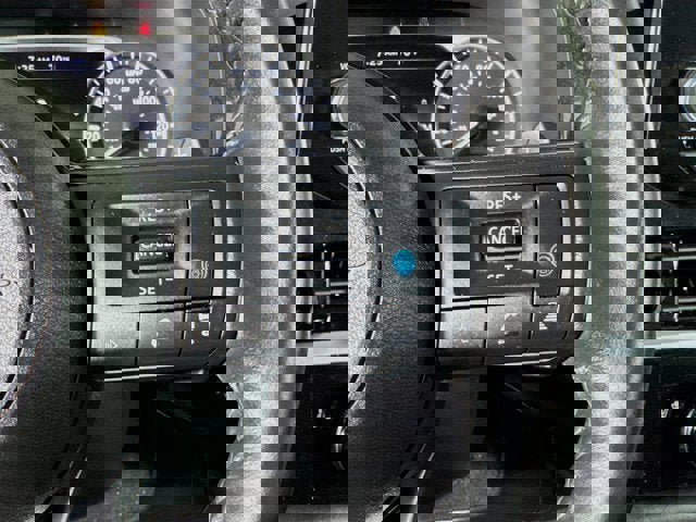 Certified 2024 Nissan Pathfinder SV image 12