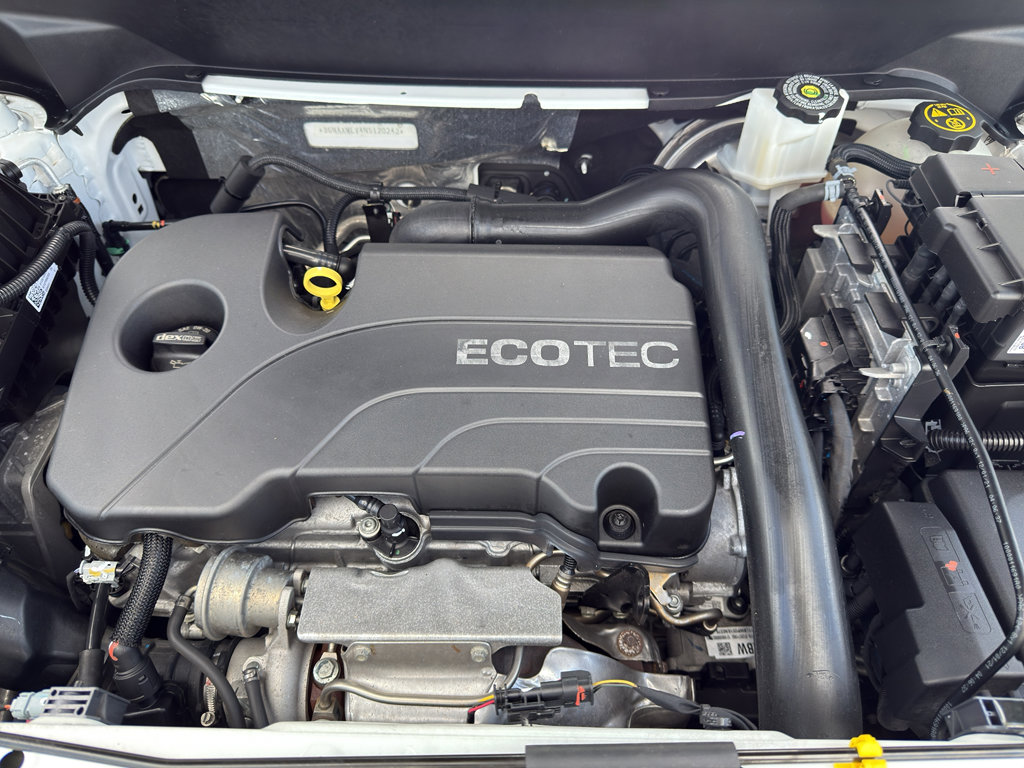 Used 2022 Chevrolet Equinox RS w/ RS Leather Package image 35